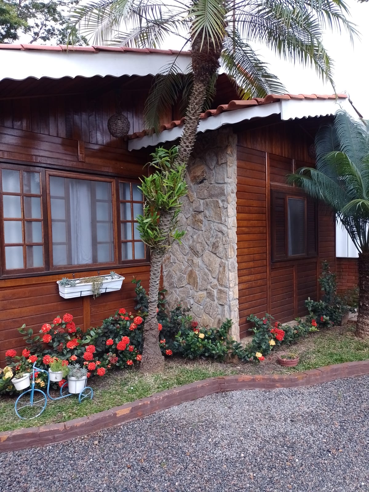 Casinha linda no interior em atibaia 1.jpg