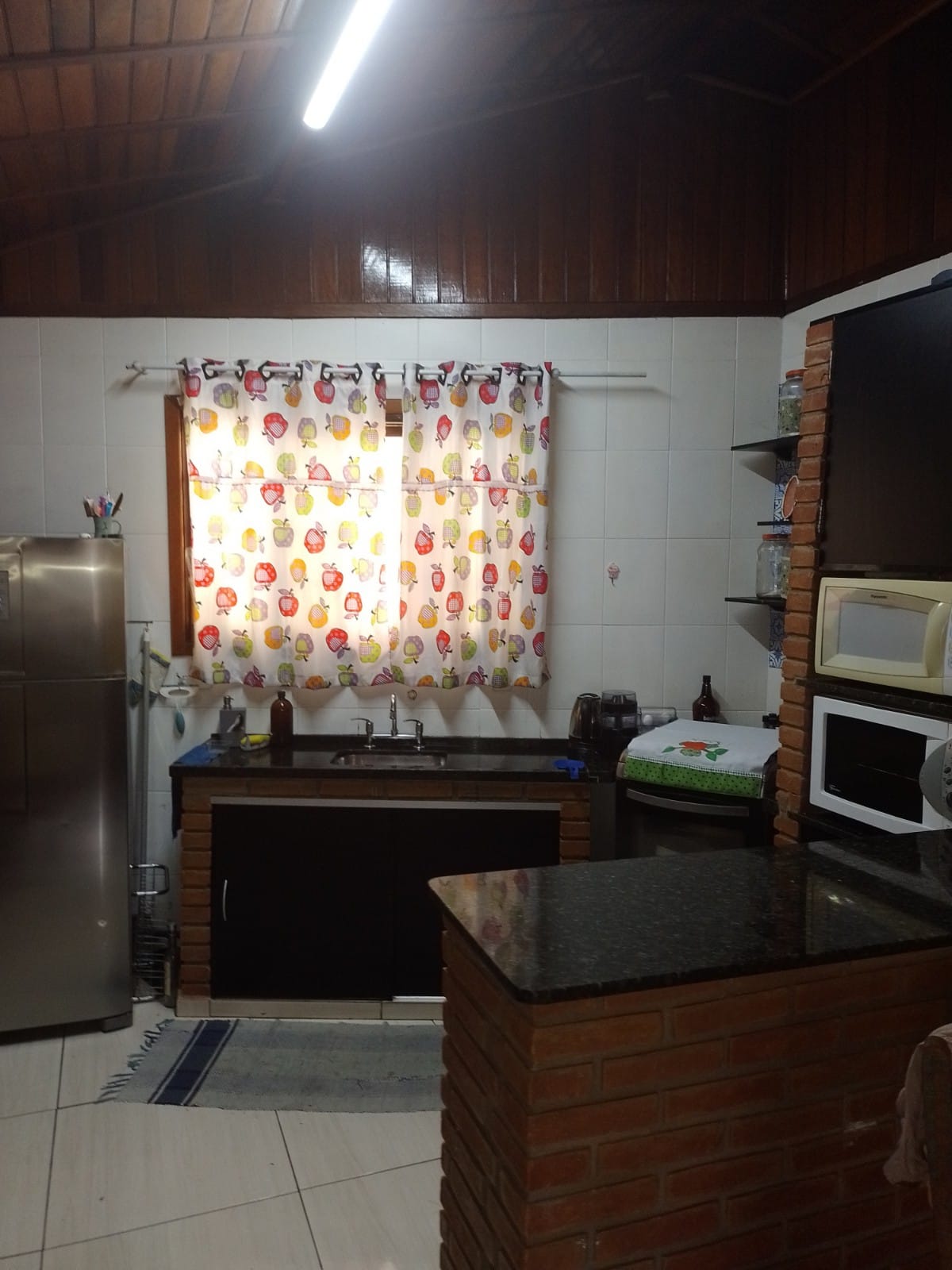 Casinha linda no interior em atibaia 5.jpg