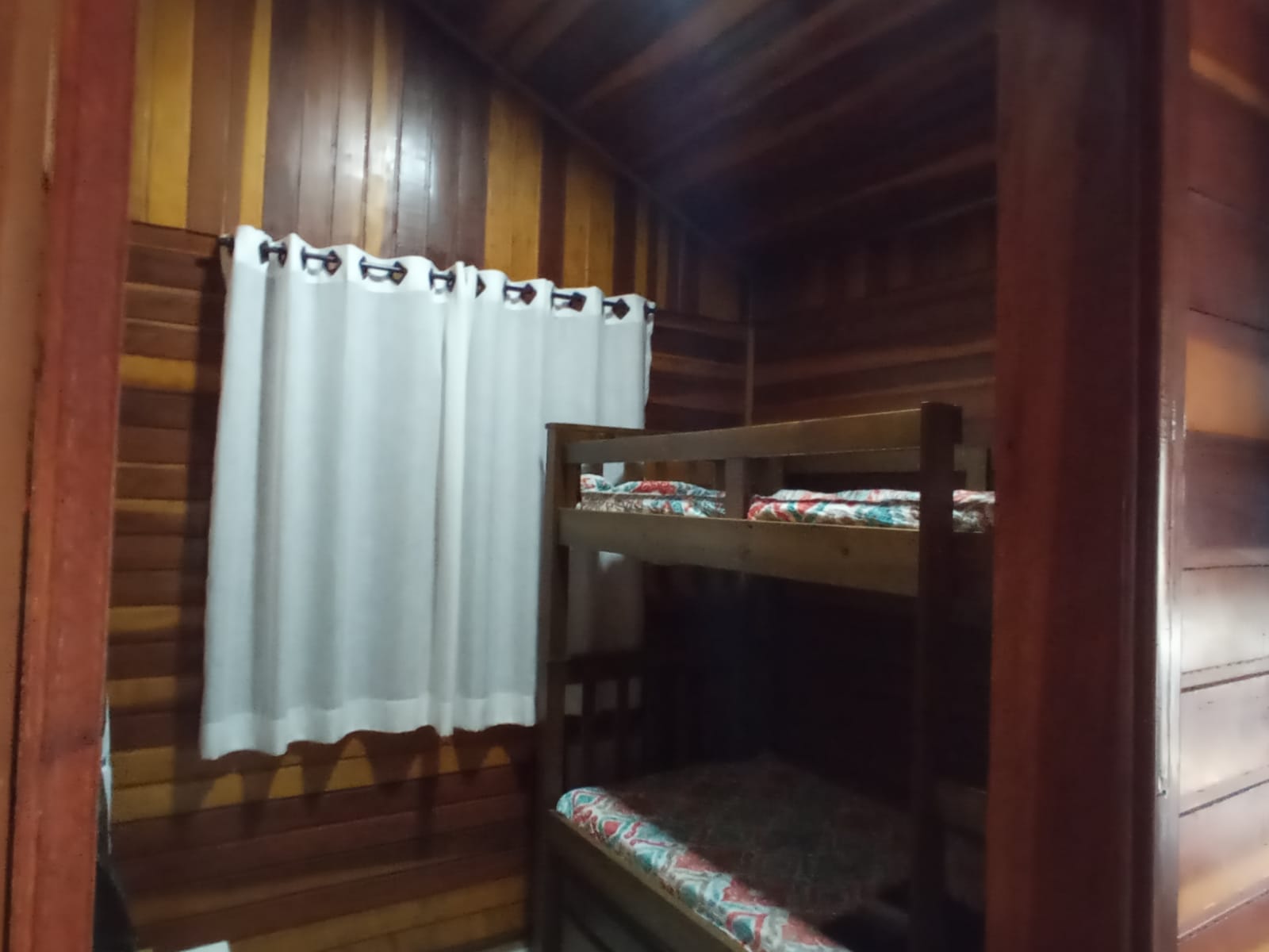 Chalé em condomínio atibaia esquina 10.jpg