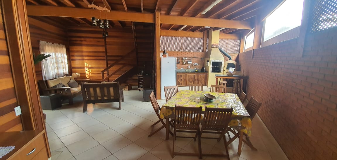 chalé casa atibaia duas das margaridas 4.jpg