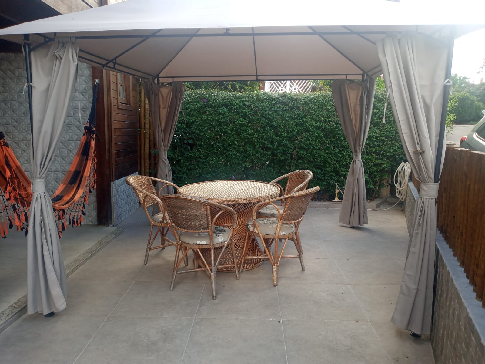 Casa de madeira no interior Atibaia linda 6.jpg