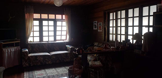 Casa no interior na beira do lago 6.jpg