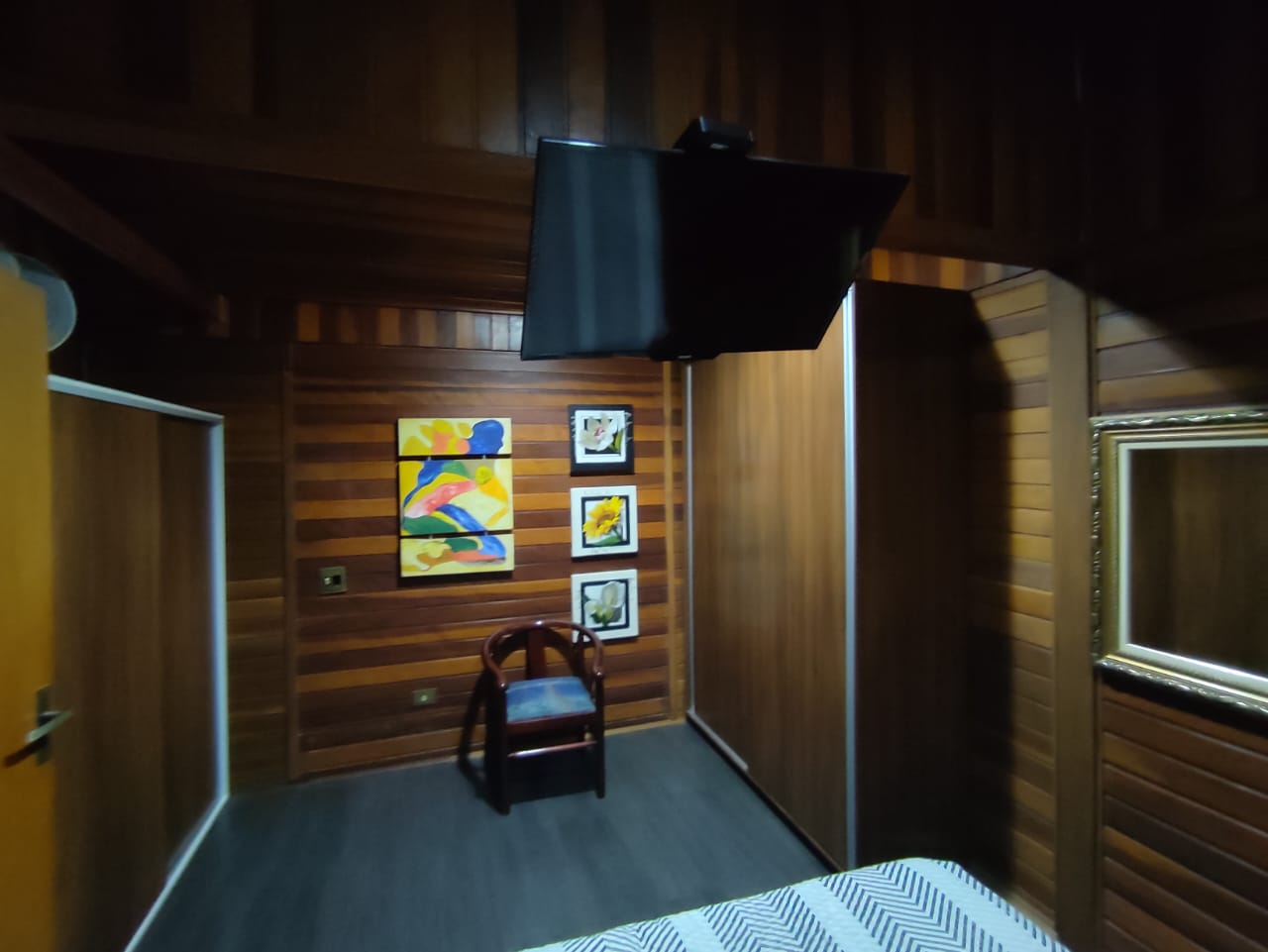 Casa em frente ao lago em atibaia 6.jpg