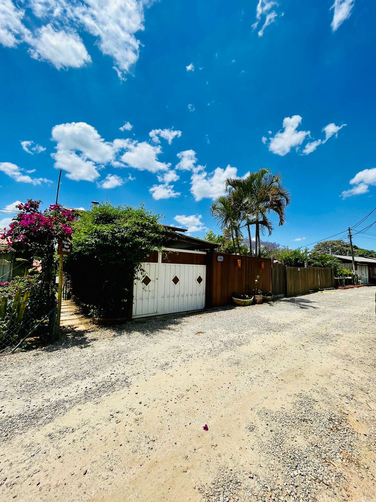 Casa privativa no interior em atibaia 2.jpg