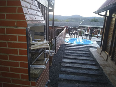 Chalézinho com banheira em atibaia 7.jpg