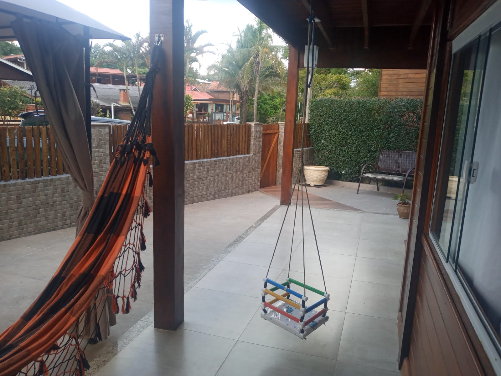 Casa de madeira no interior Atibaia linda 8.jpg